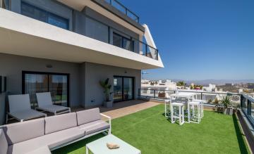 Iconic - Medvilla Spanje