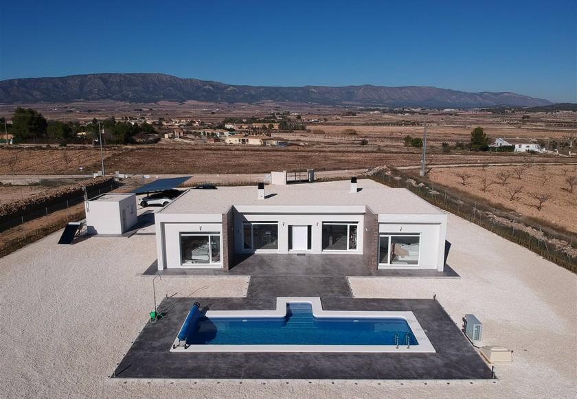 Modern New Build Villa near Pinoso, Alicante in Medvilla Spanje