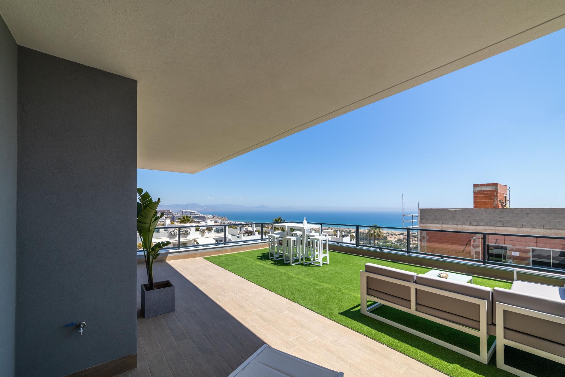 3 bedroom Apartment with garden in Gran Alacant in Medvilla Spanje