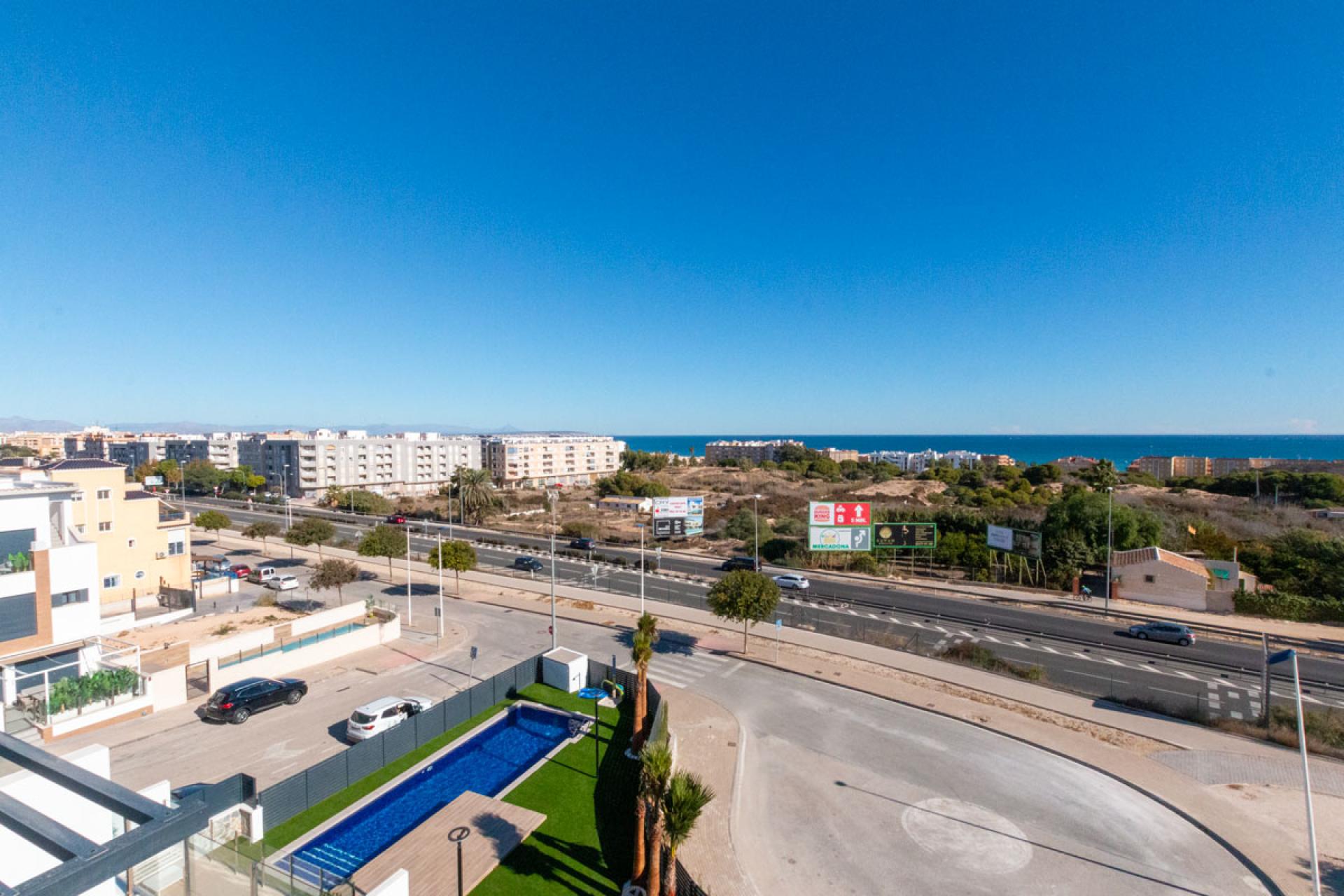 3 bedroom Apartments - solarium in Guardamar del Segura in Medvilla Spanje