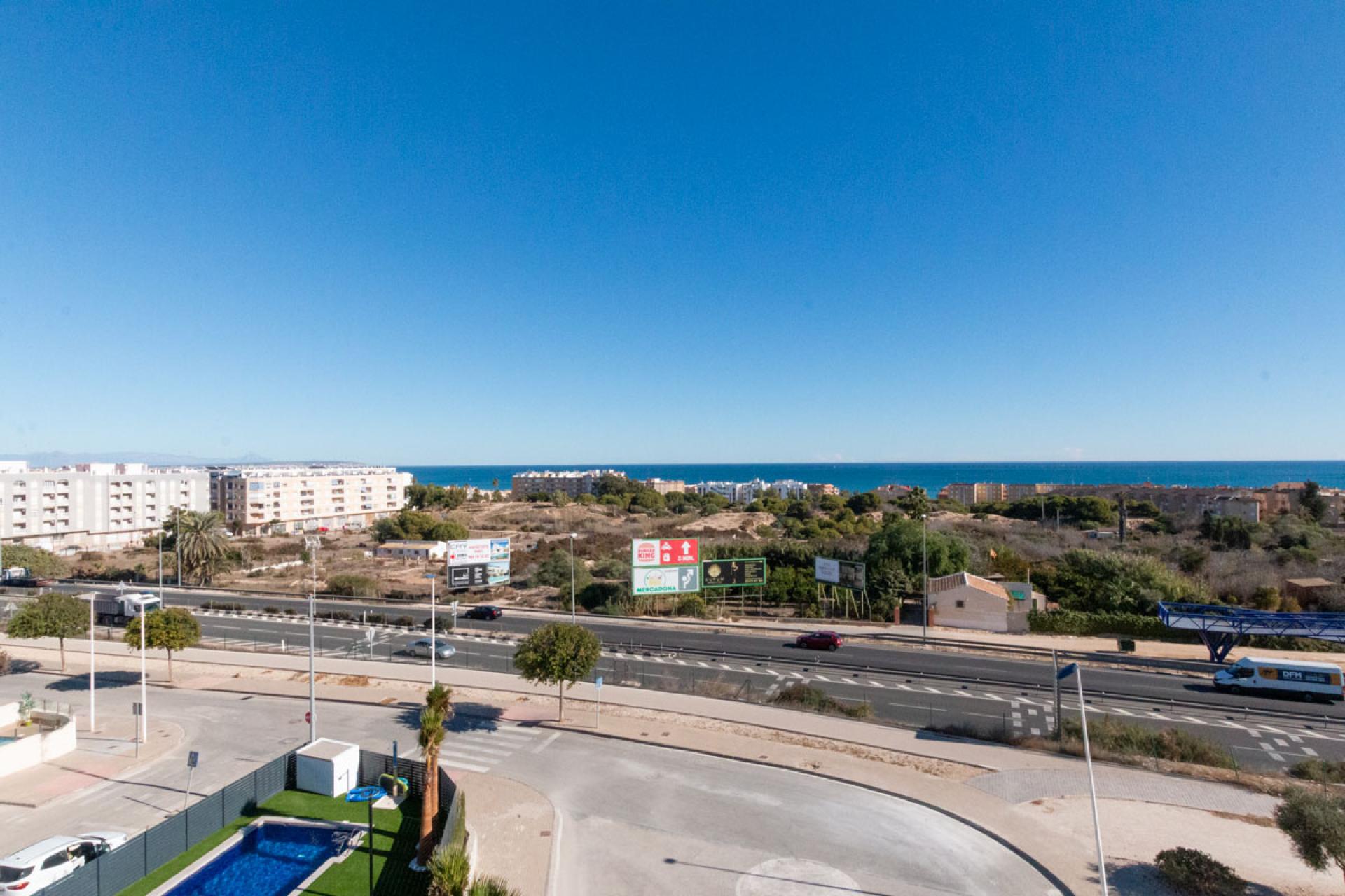 3 bedroom Apartments - solarium in Guardamar del Segura in Medvilla Spanje