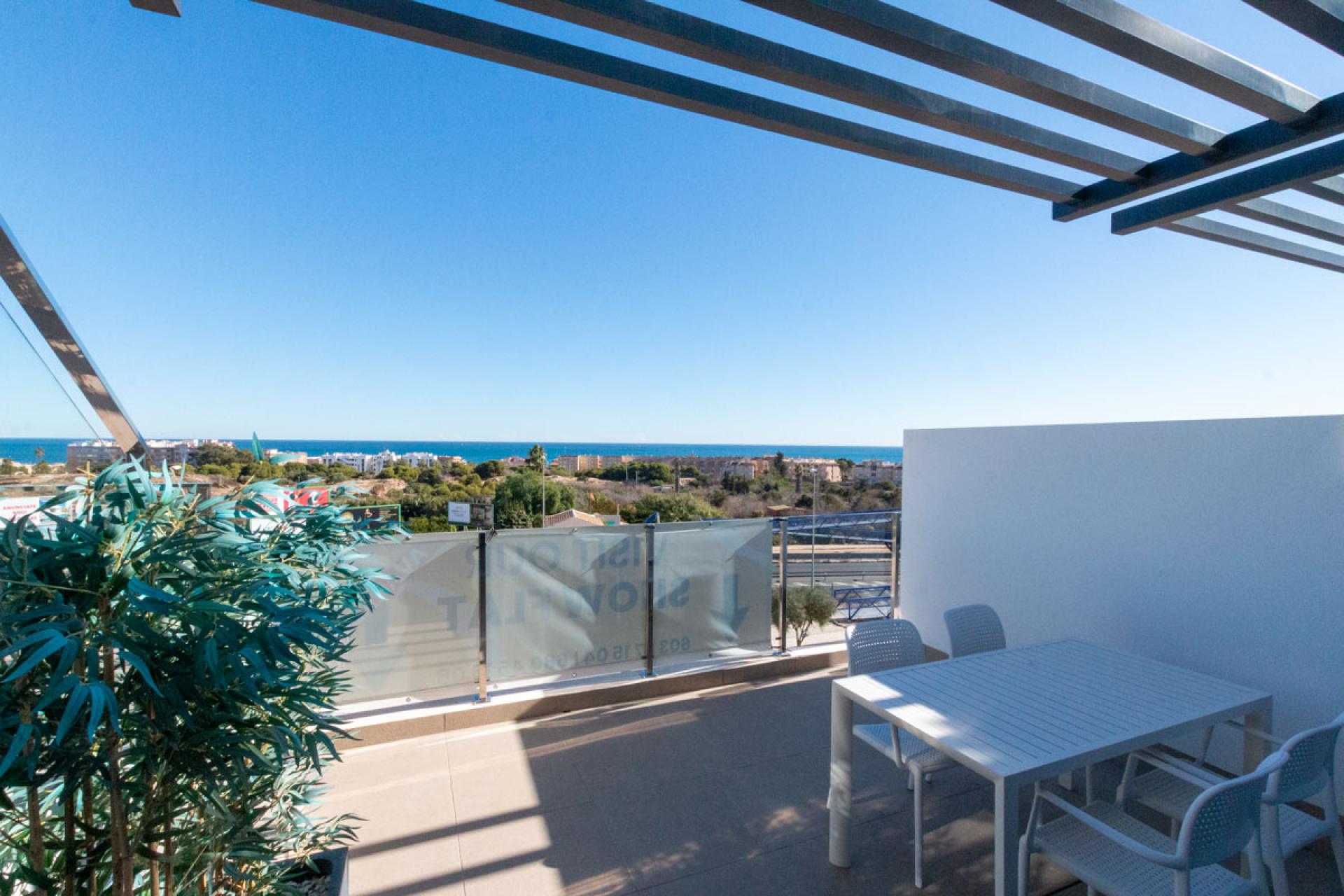 3 bedroom Apartments - solarium in Guardamar del Segura in Medvilla Spanje