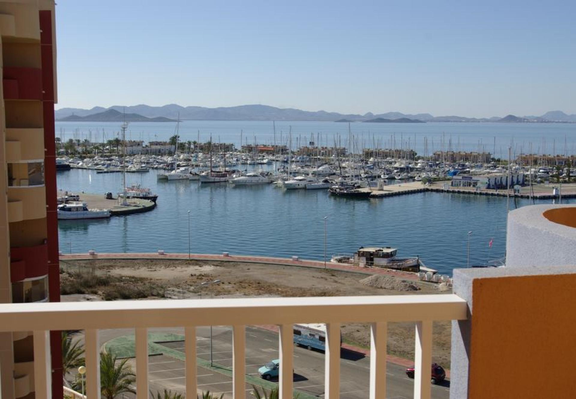 Apartments with sea view, La Manga del Mar Menor in Medvilla Spanje