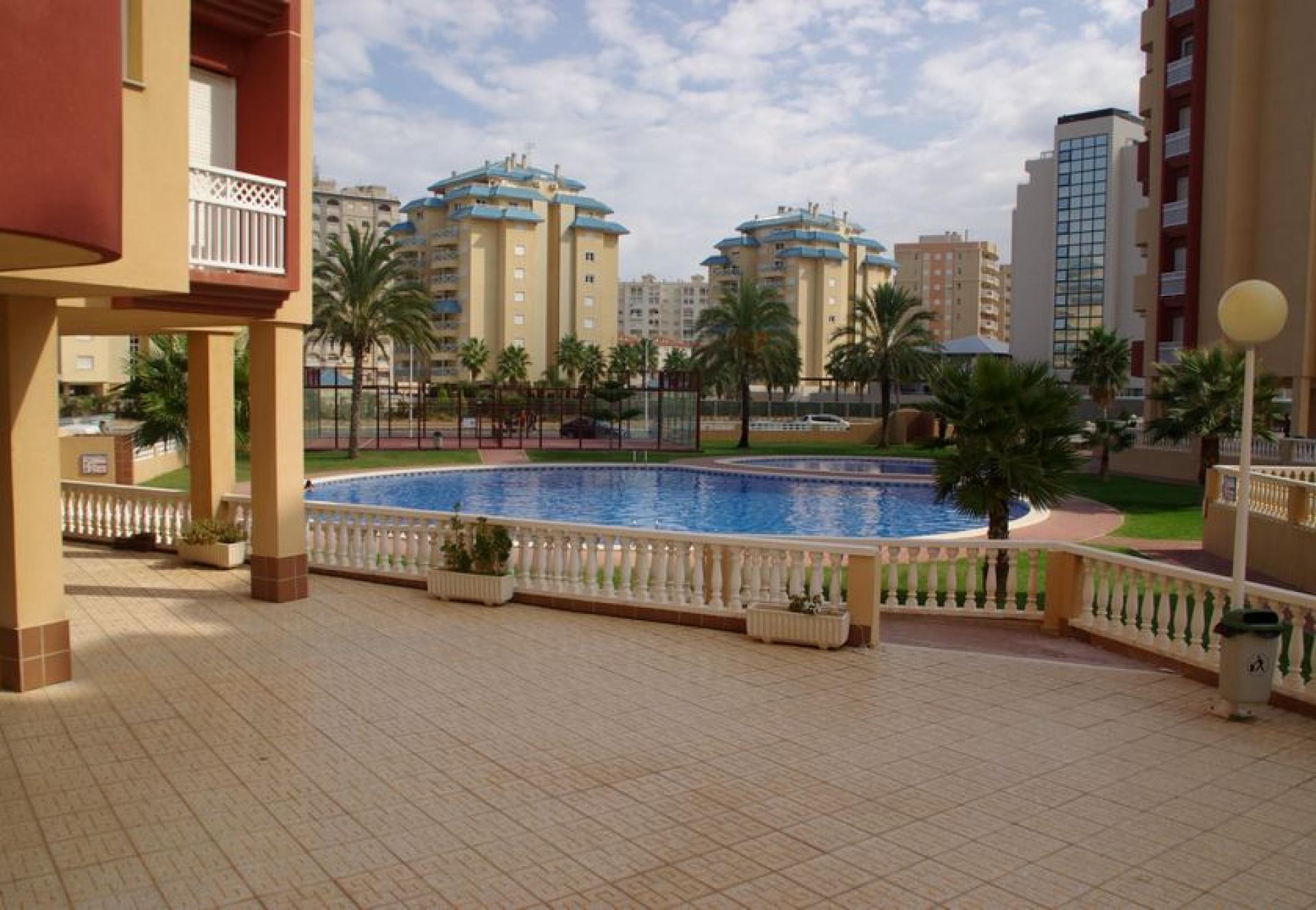 Apartments with sea view, La Manga del Mar Menor in Medvilla Spanje