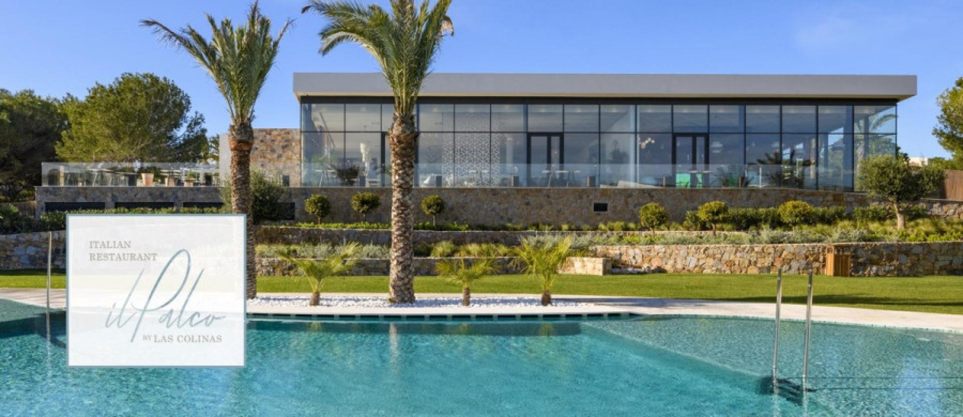 Villa with unique design on the luxurious golf resort of Las Colinas in Medvilla Spanje