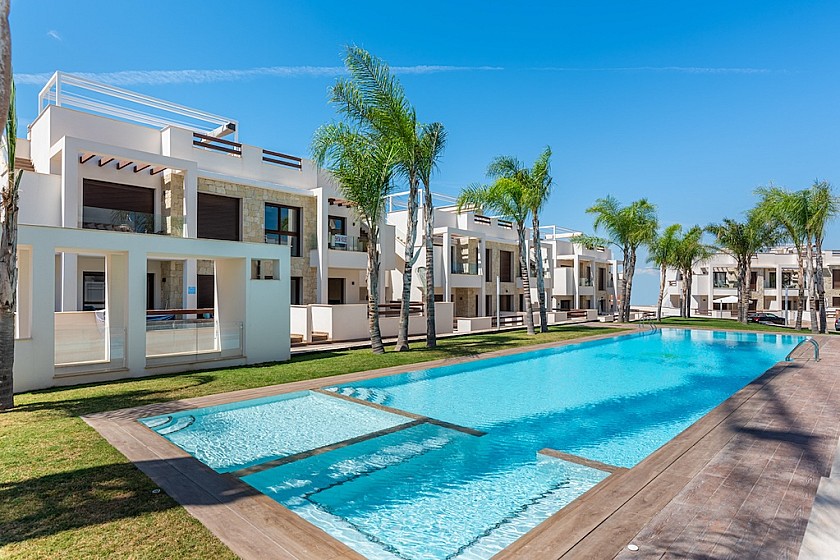 3 bedroom Apartment with garden in Torrevieja in Medvilla Spanje