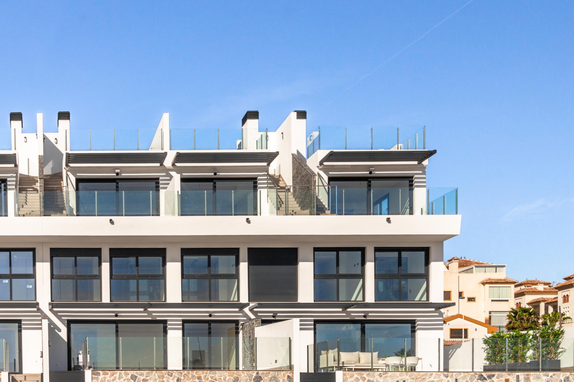 3 bedroom Apartment with terrace in Guardamar del Segura in Medvilla Spanje