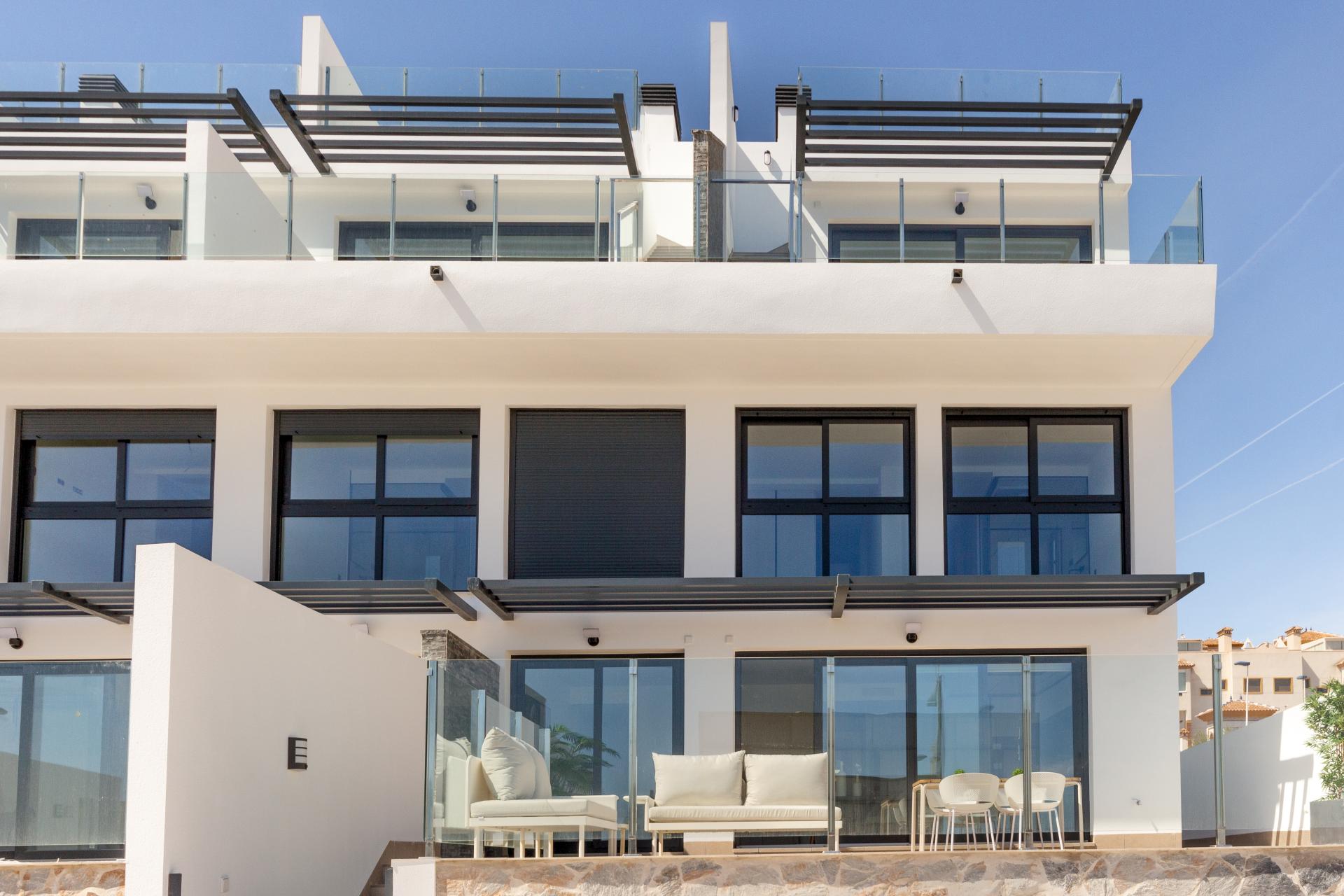 3 bedroom Apartment with terrace in Guardamar del Segura in Medvilla Spanje