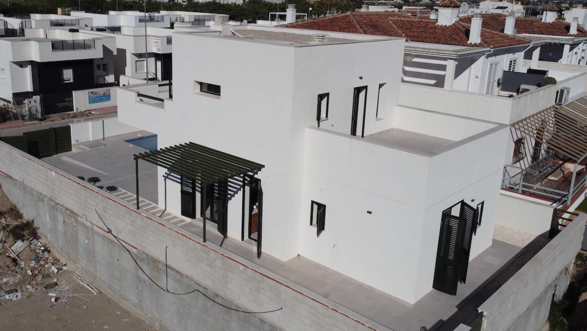 3 bedroom Villa in Daya Nueva in Medvilla Spanje