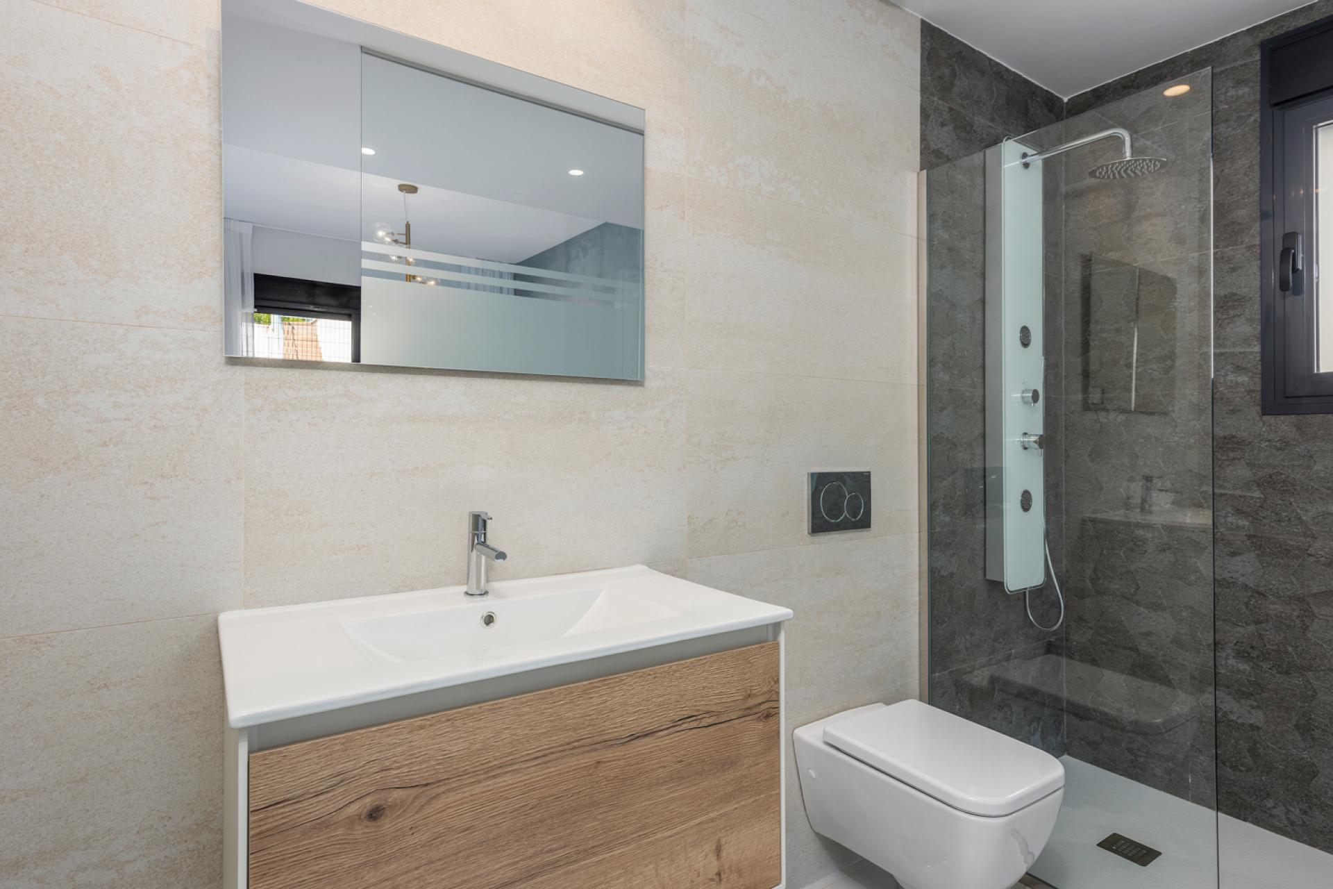 2 bedroom Apartments - solarium in San Miguel de Salinas in Medvilla Spanje