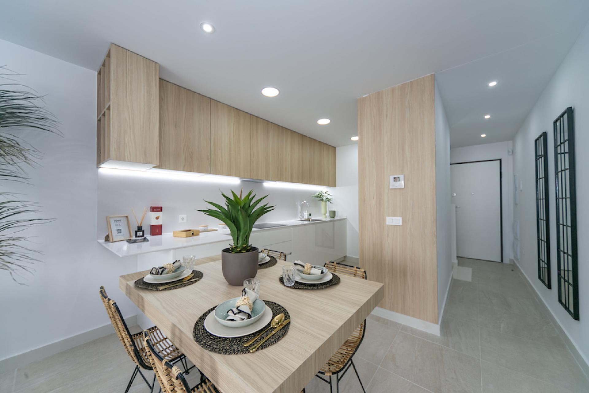 2 bedroom Apartment with garden in Torrevieja in Medvilla Spanje