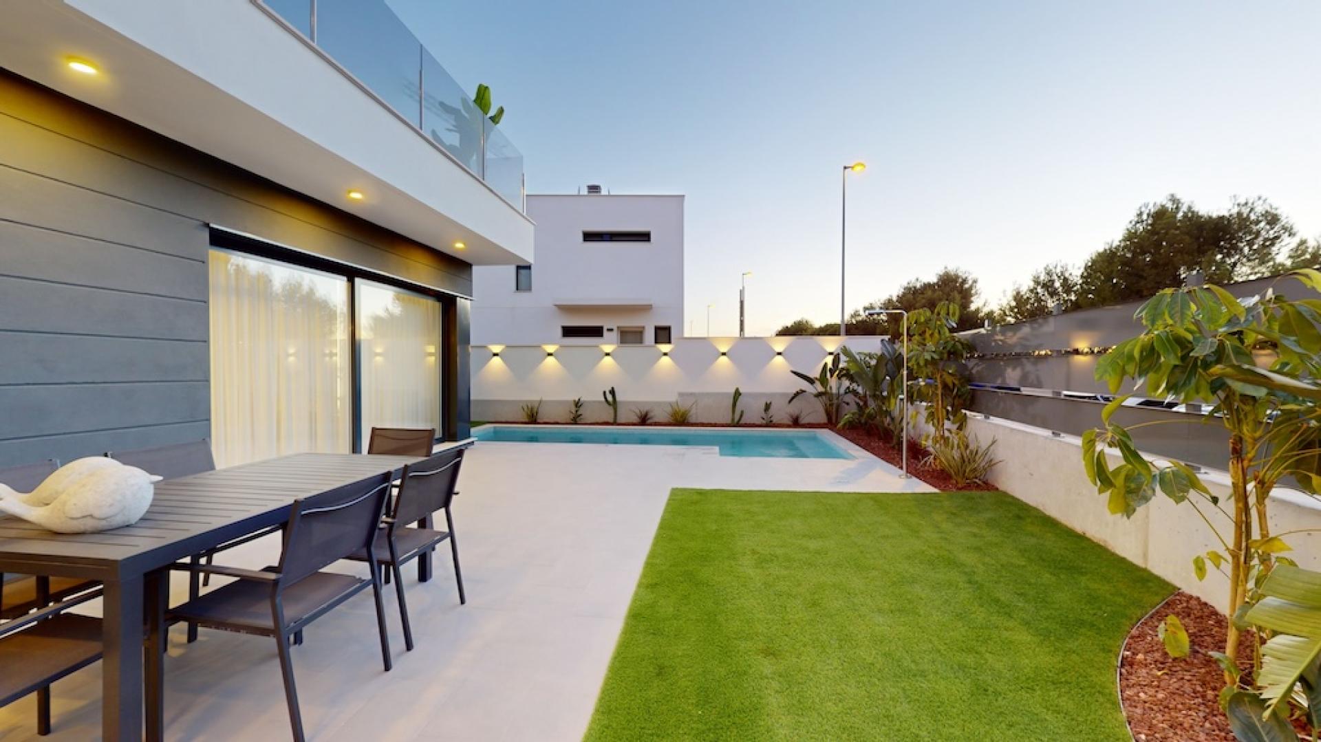 Modern villas with golf view near Murcia in Medvilla Spanje