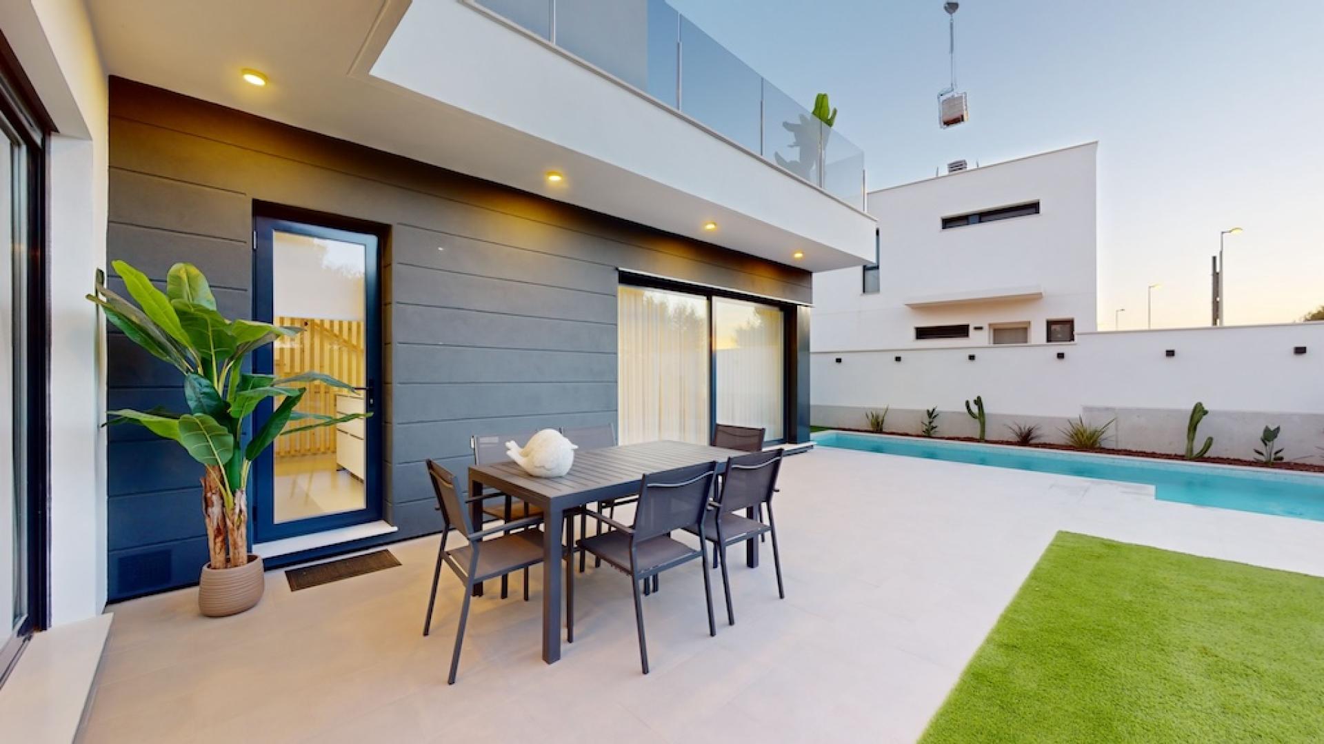 Modern villas with golf view near Murcia in Medvilla Spanje
