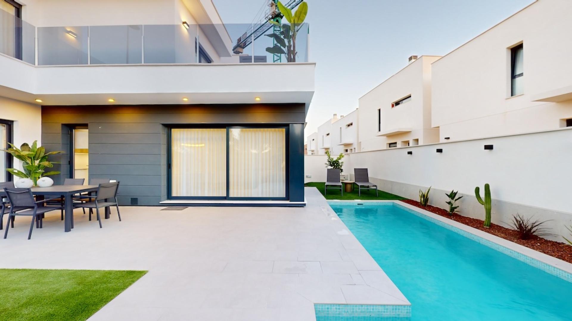 Modern villas with golf view near Murcia in Medvilla Spanje