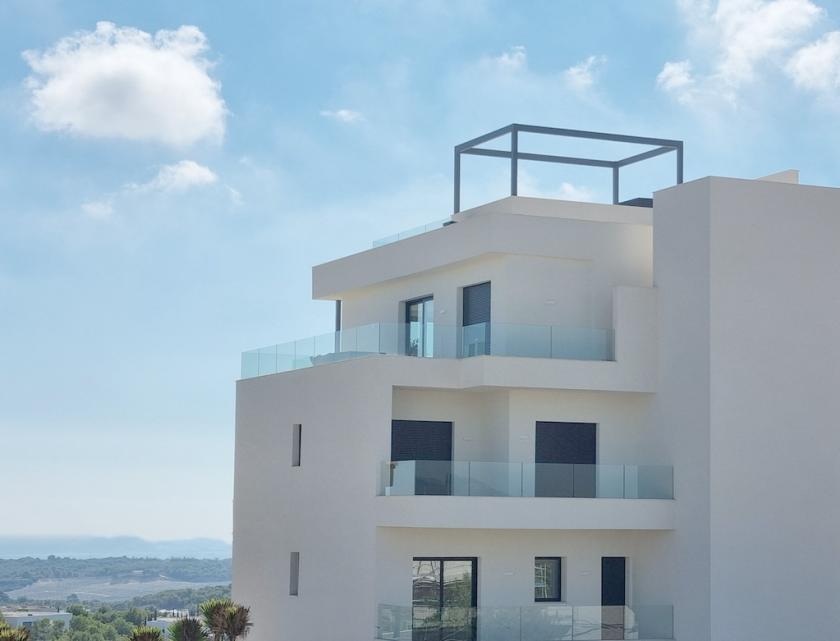 3 bedroom Apartments - solarium in Las Colinas Golf in Medvilla Spanje