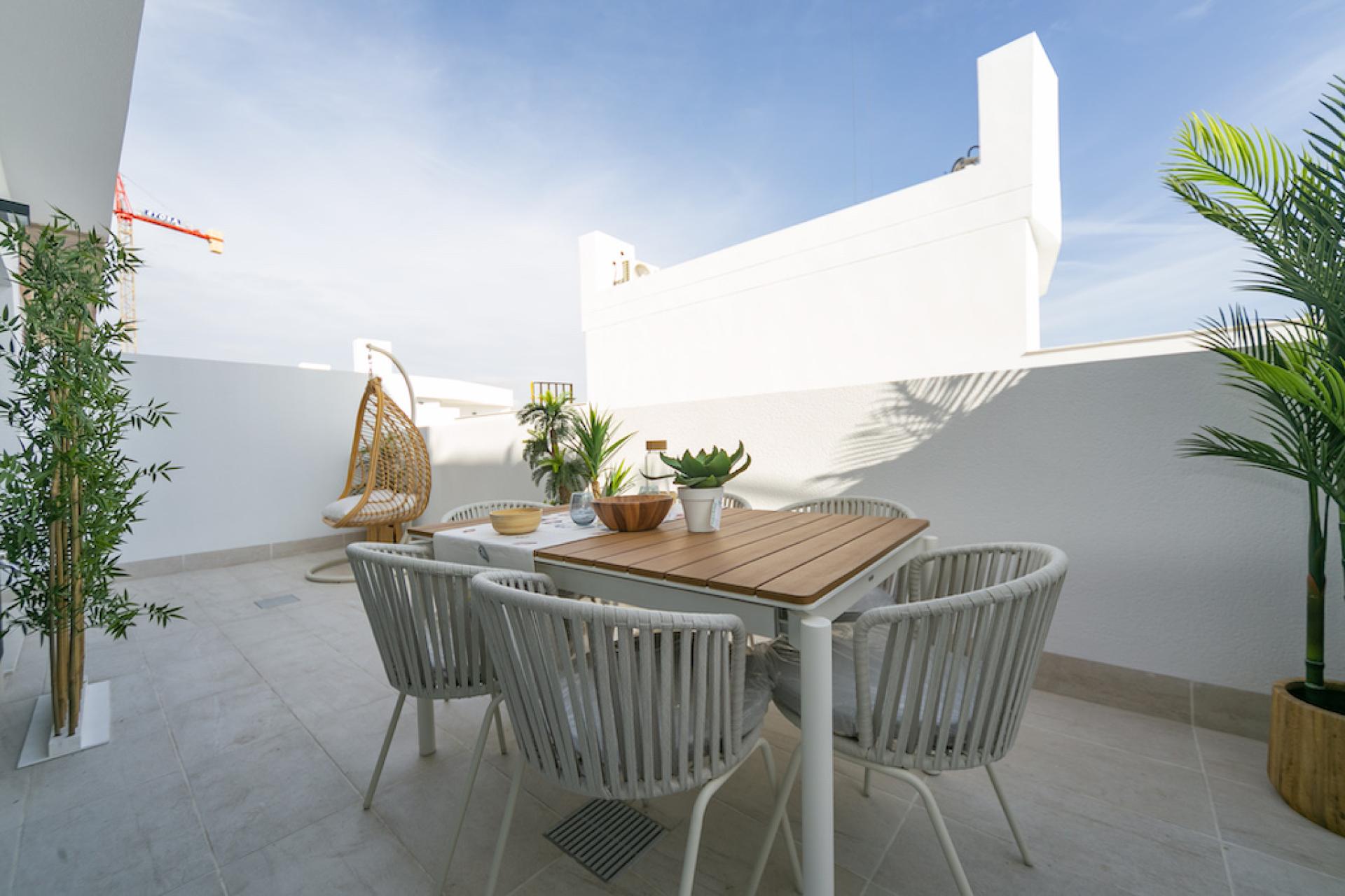 2 bedroom Apartments - solarium in Torrevieja in Medvilla Spanje