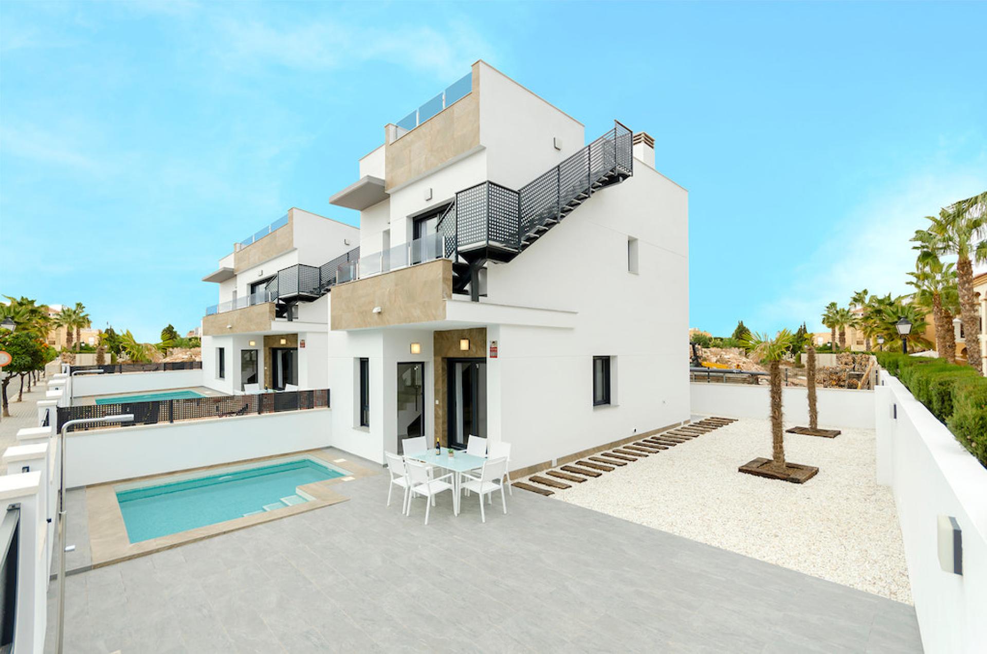 3 bedroom Villa in Torrevieja - New build in Medvilla Spanje