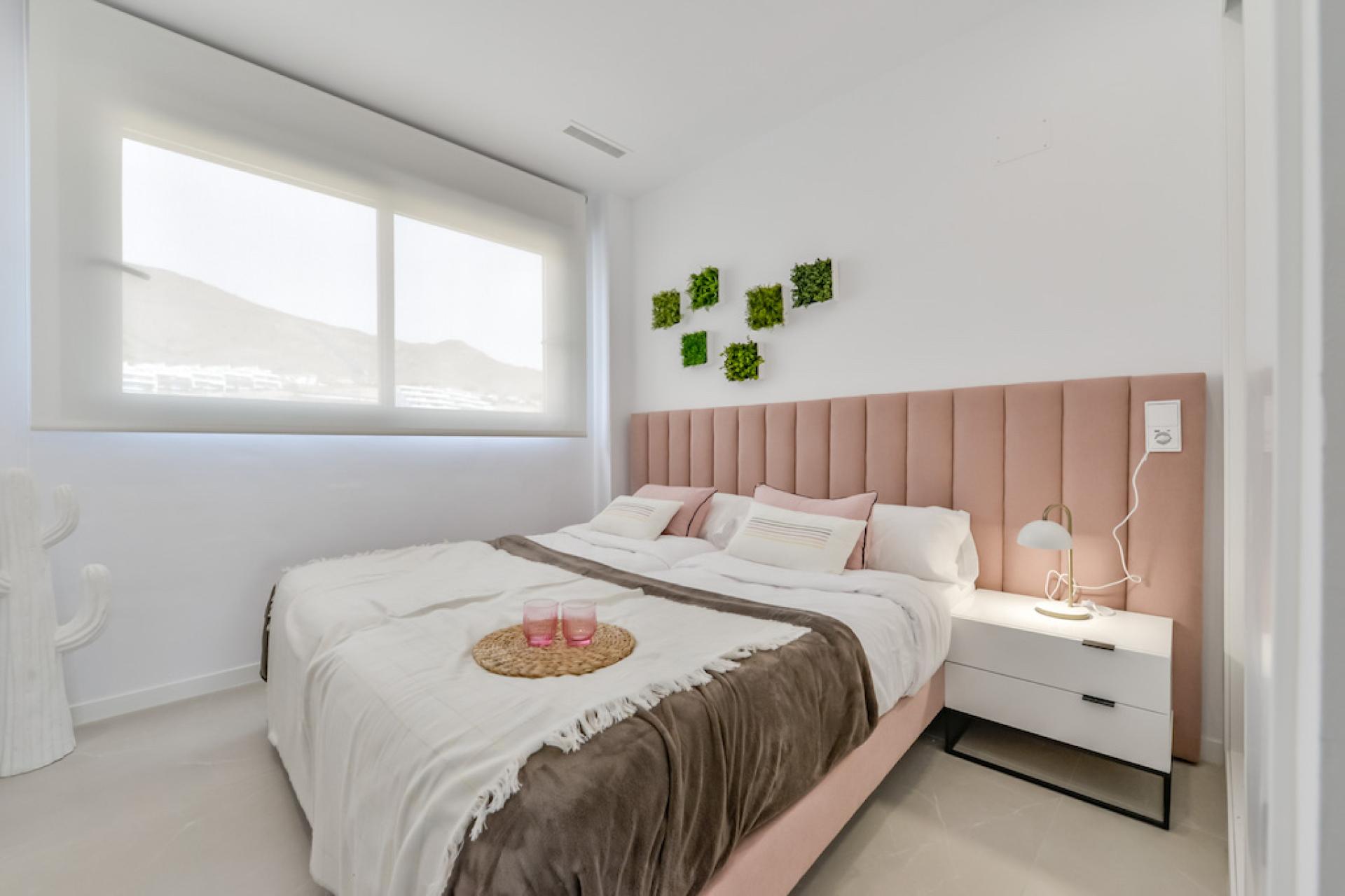 2 bedroom Apartments - solarium in Finestrat in Medvilla Spanje