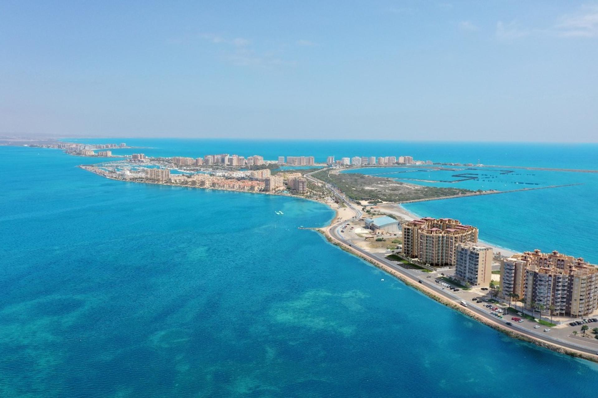 1 bedroom Apartment with terrace in La Manga Del Mar Menor in Medvilla Spanje