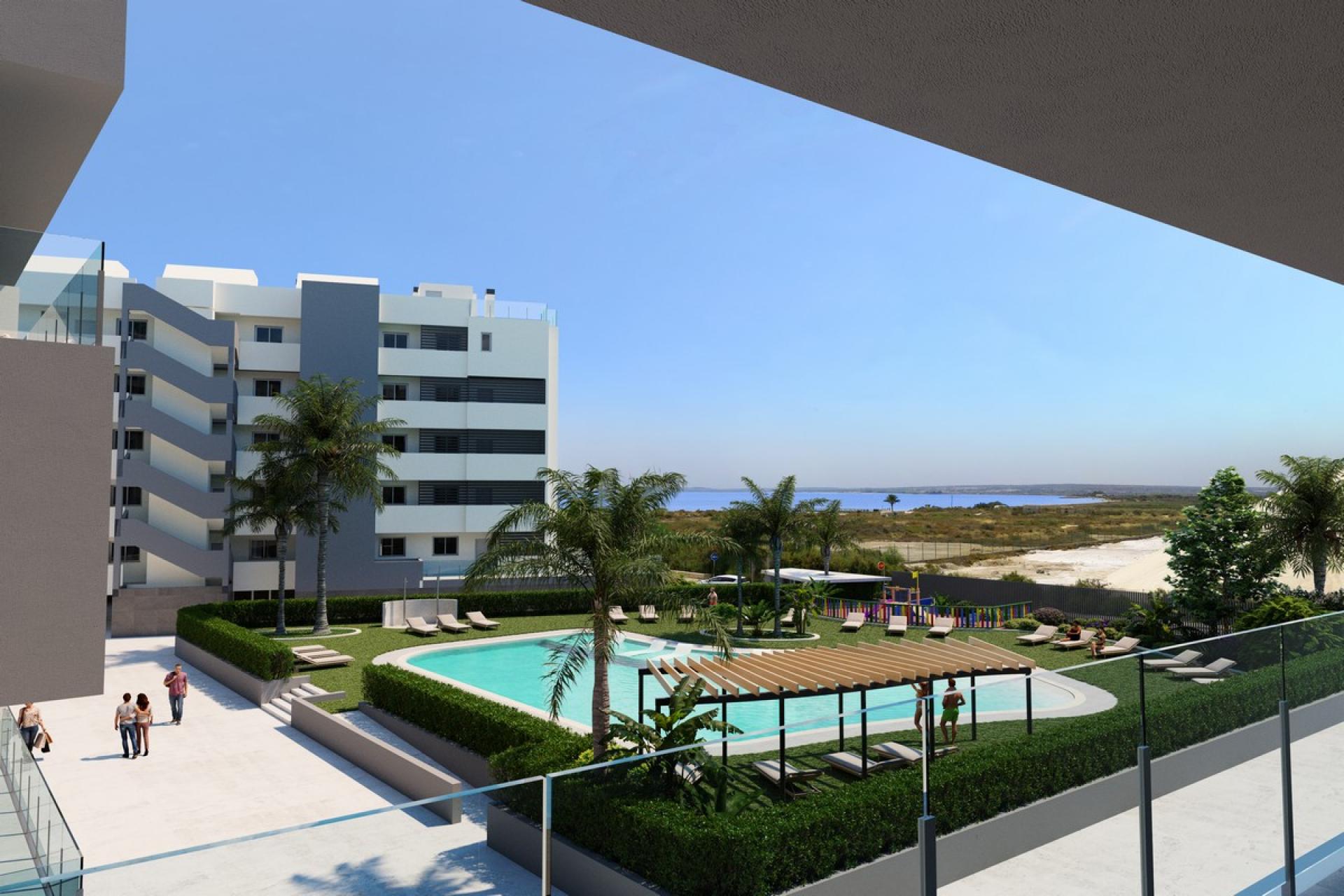 3 bedroom Apartments - solarium in Santa Pola in Medvilla Spanje
