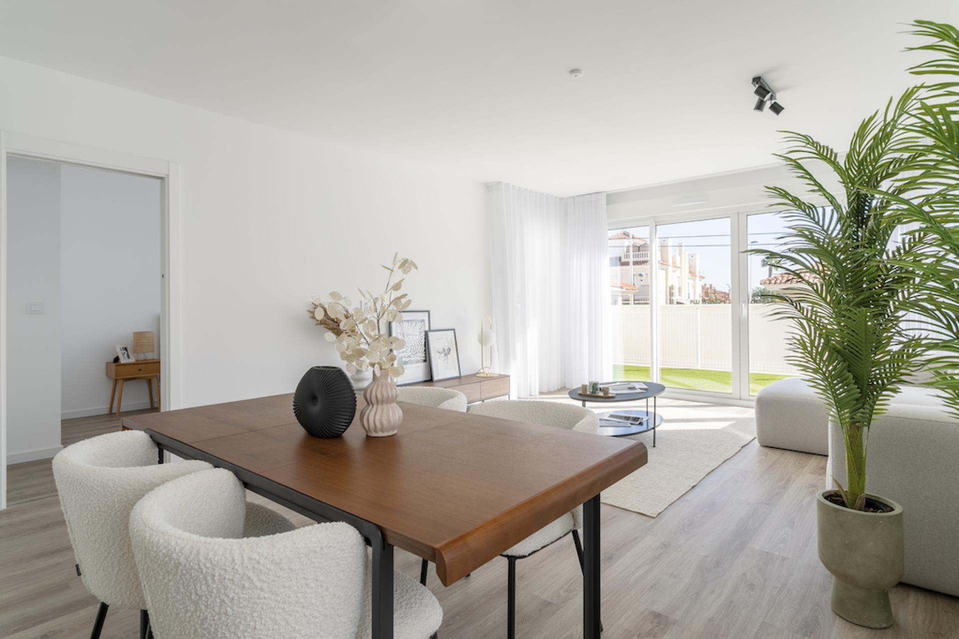 3 bedroom Apartment with garden in Gran Alacant in Medvilla Spanje