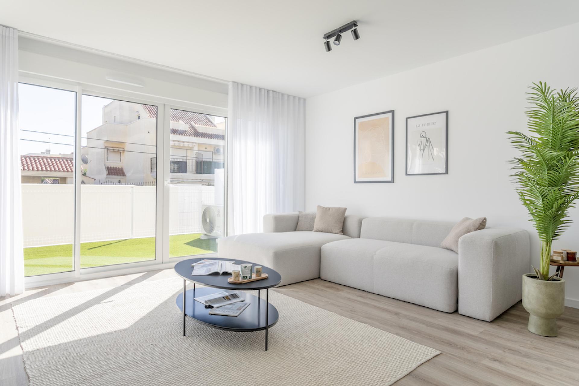 3 bedroom Apartment with garden in Gran Alacant in Medvilla Spanje