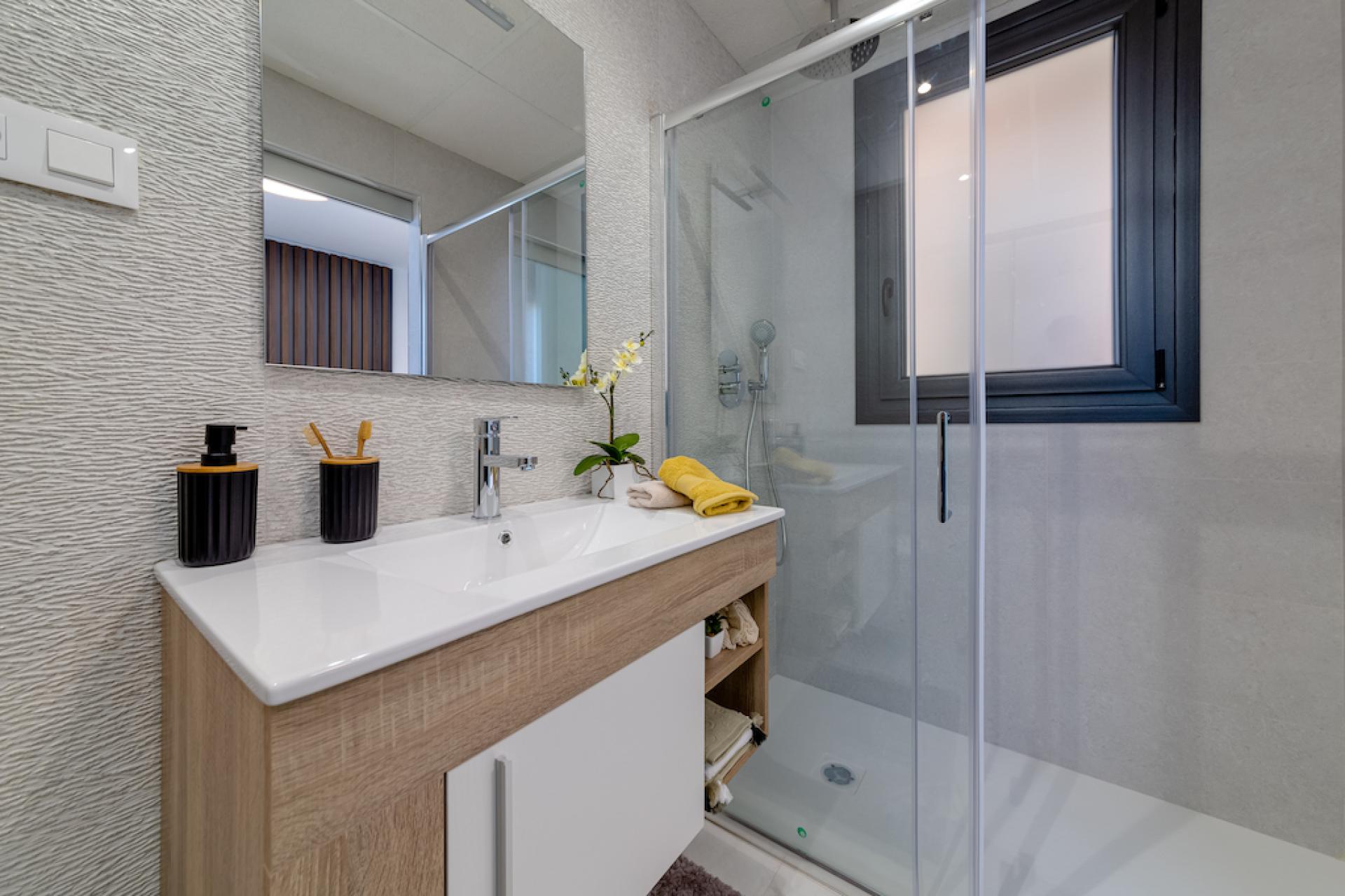 2 bedroom Apartments - solarium in Guardamar del Segura in Medvilla Spanje