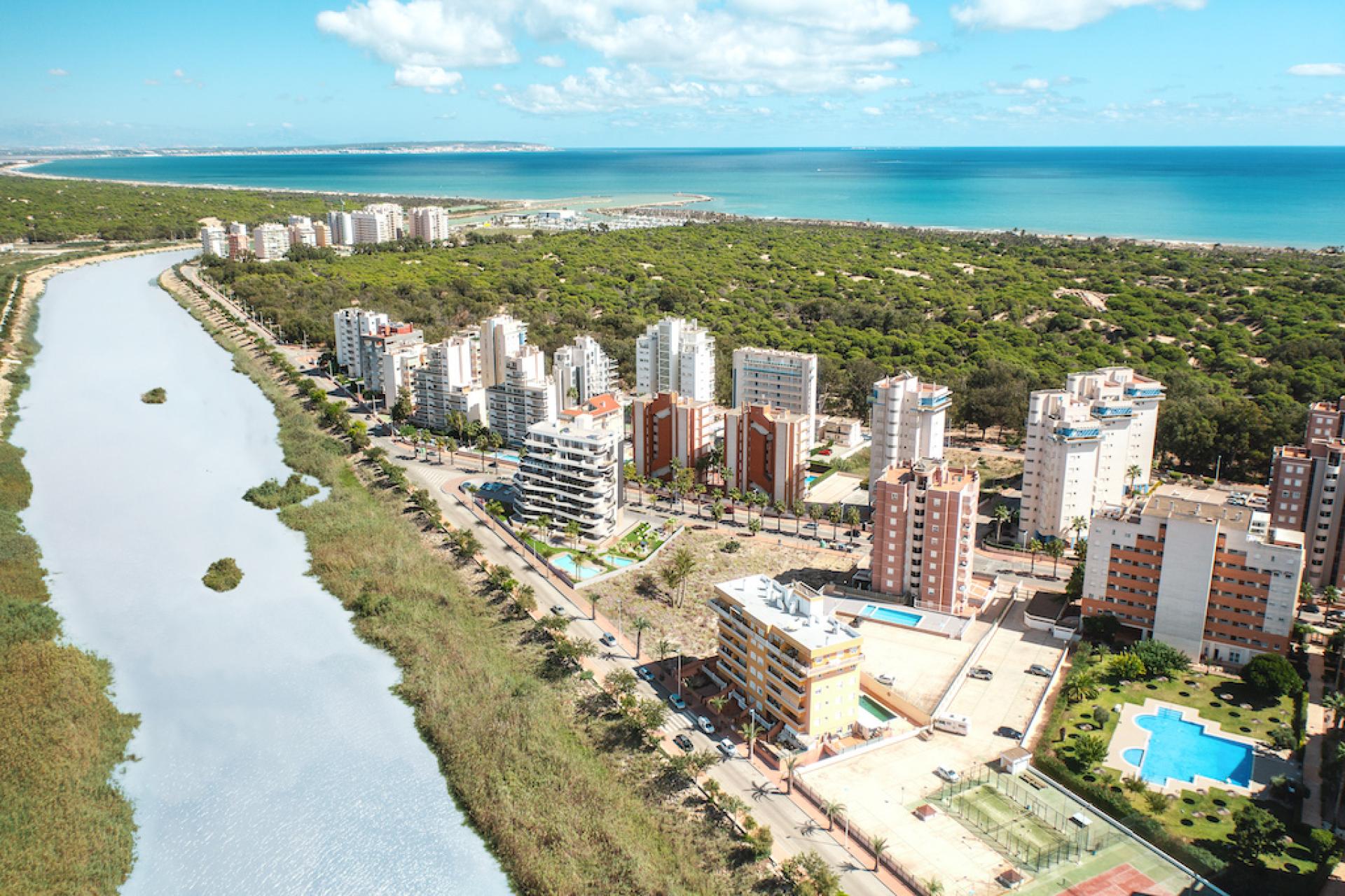 2 bedroom Apartments - solarium in Guardamar del Segura in Medvilla Spanje