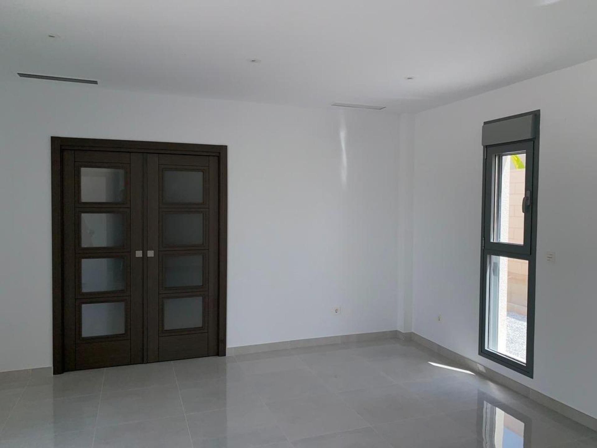 Modern New Build Villa near Pinoso, Alicante in Medvilla Spanje