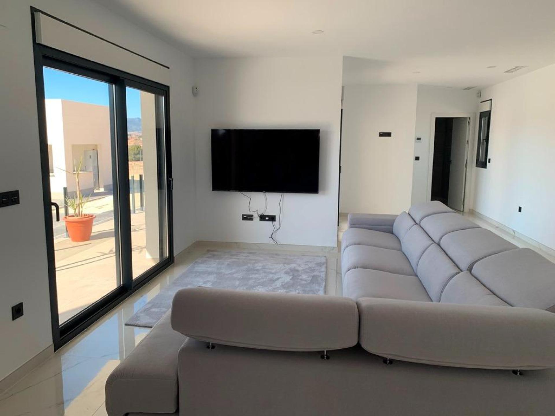 Modern New Build Villa near Pinoso, Alicante in Medvilla Spanje