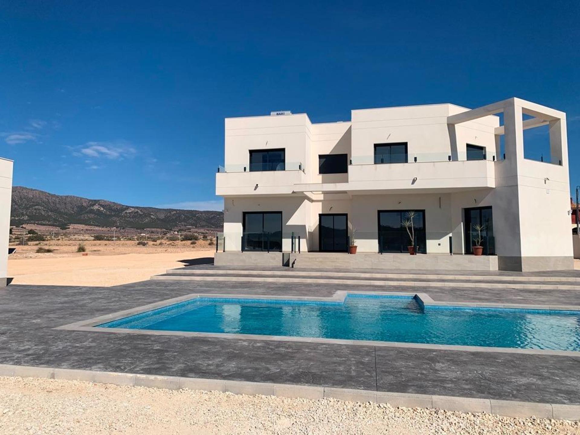 Modern New Build Villa near Pinoso, Alicante in Medvilla Spanje