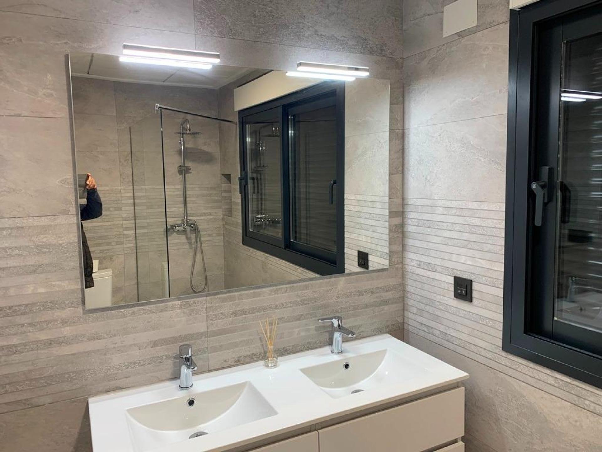 Modern New Build Villa near Pinoso, Alicante in Medvilla Spanje