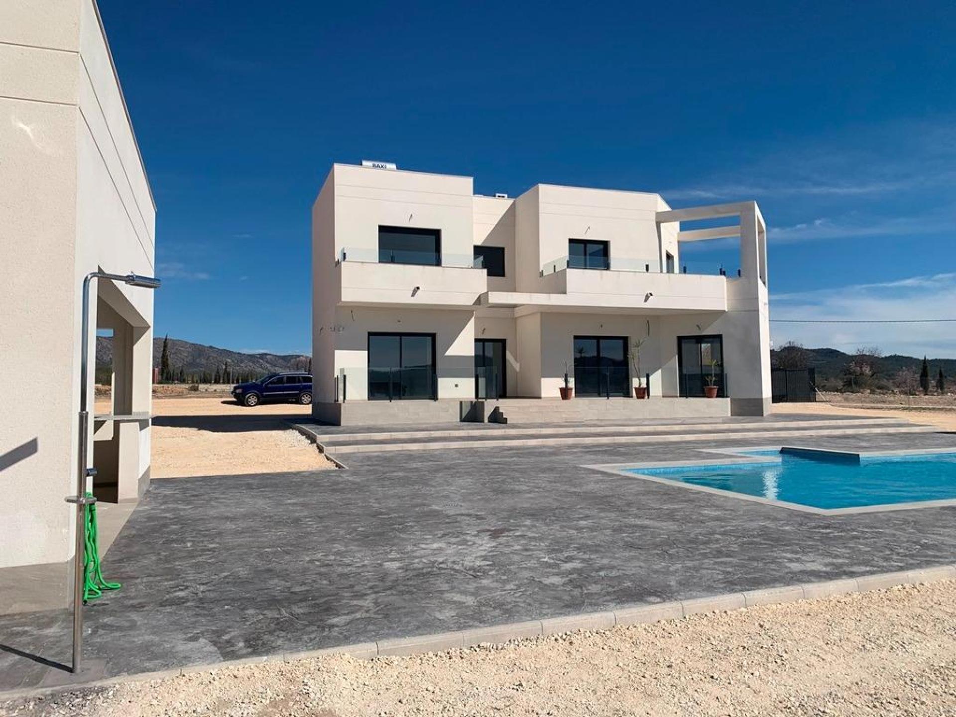 Modern New Build Villa near Pinoso, Alicante in Medvilla Spanje