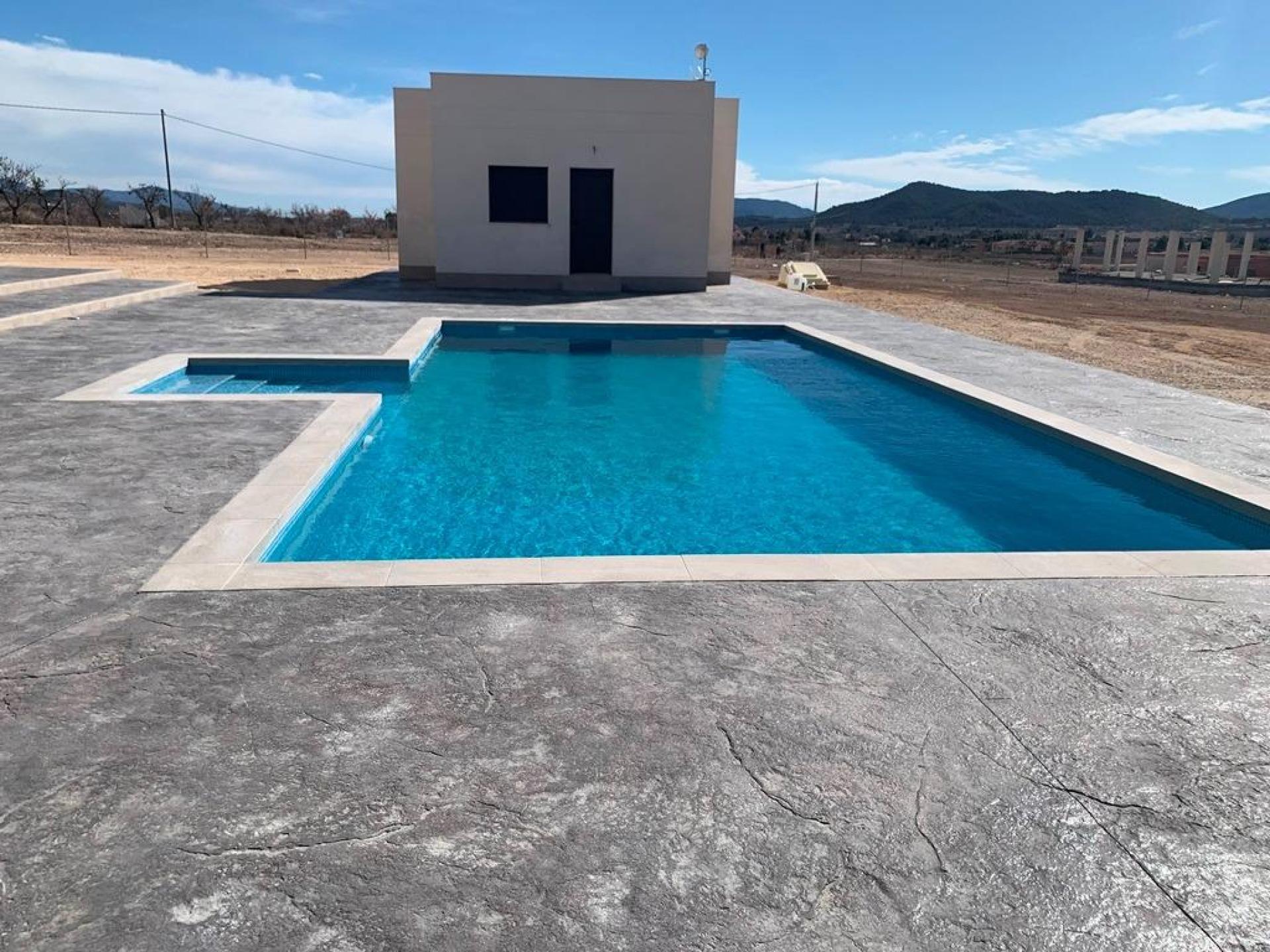 Modern New Build Villa near Pinoso, Alicante in Medvilla Spanje