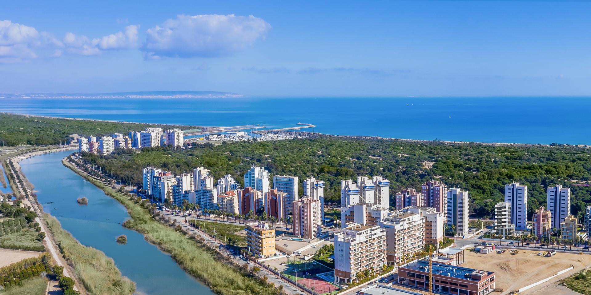 3 bedroom Apartment with terrace in Guardamar del Segura in Medvilla Spanje