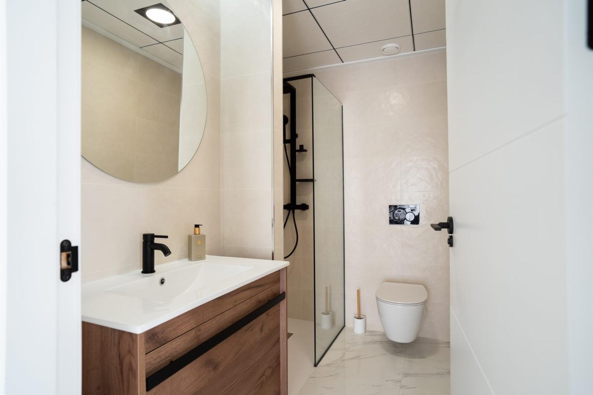 2 bedroom Apartments - solarium in Punta Prima - Orihuela Costa in Medvilla Spanje