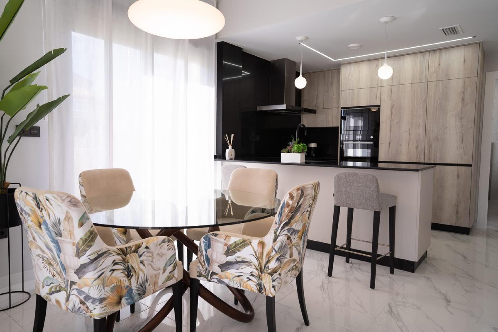 2 bedroom Apartments - solarium in Punta Prima - Orihuela Costa in Medvilla Spanje