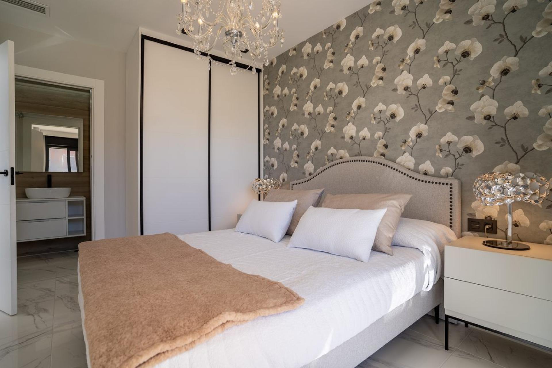 2 bedroom Apartments - solarium in Punta Prima - Orihuela Costa in Medvilla Spanje