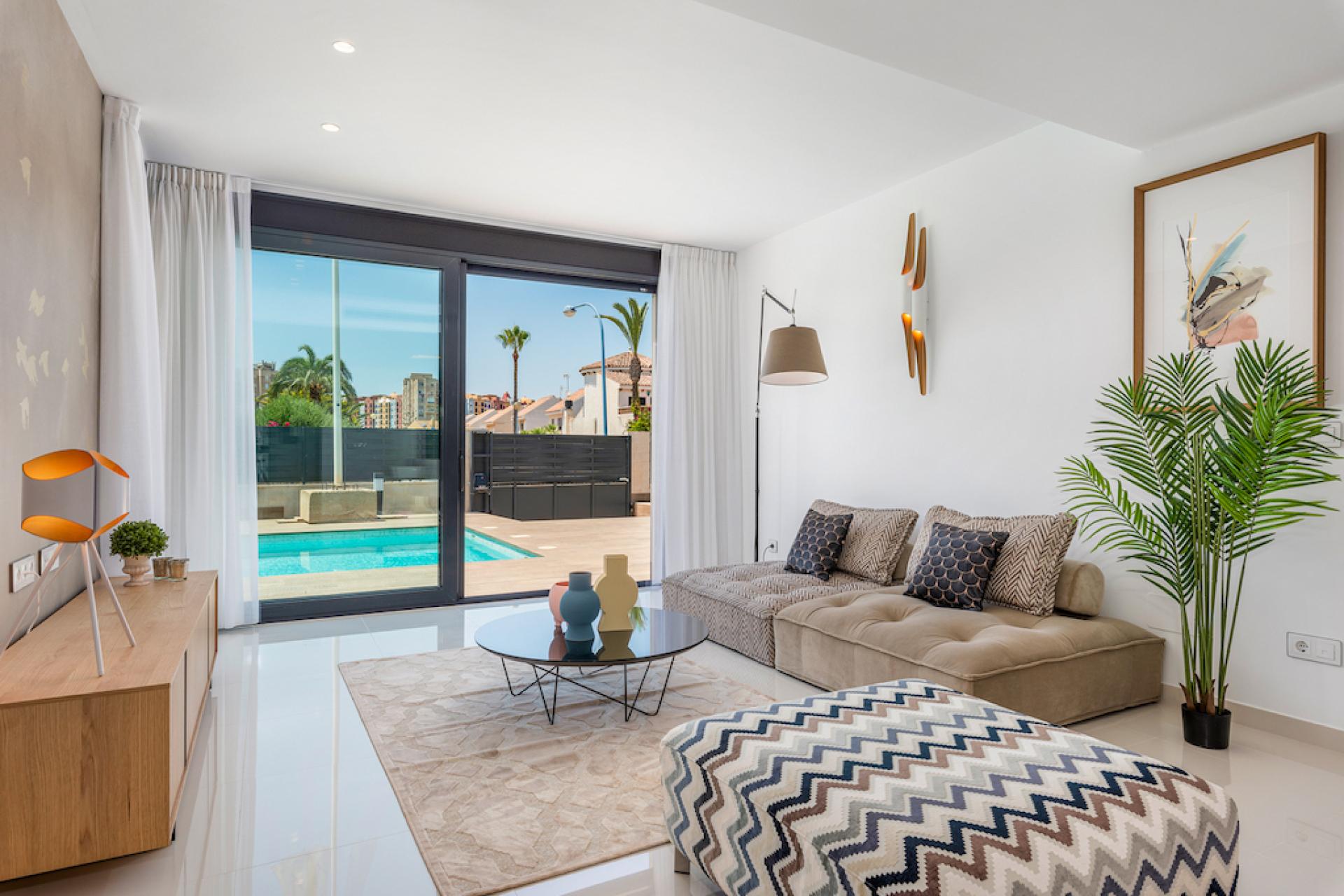 4 bedroom Villa in La Manga Del Mar Menor in Medvilla Spanje