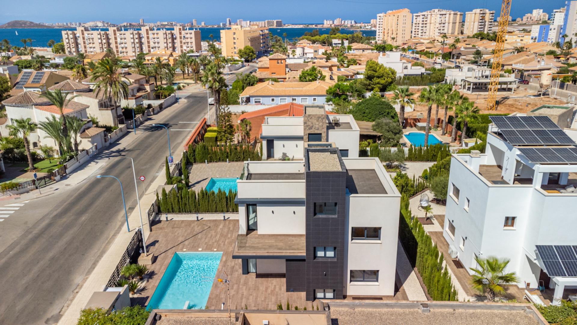 4 bedroom Villa in La Manga Del Mar Menor in Medvilla Spanje