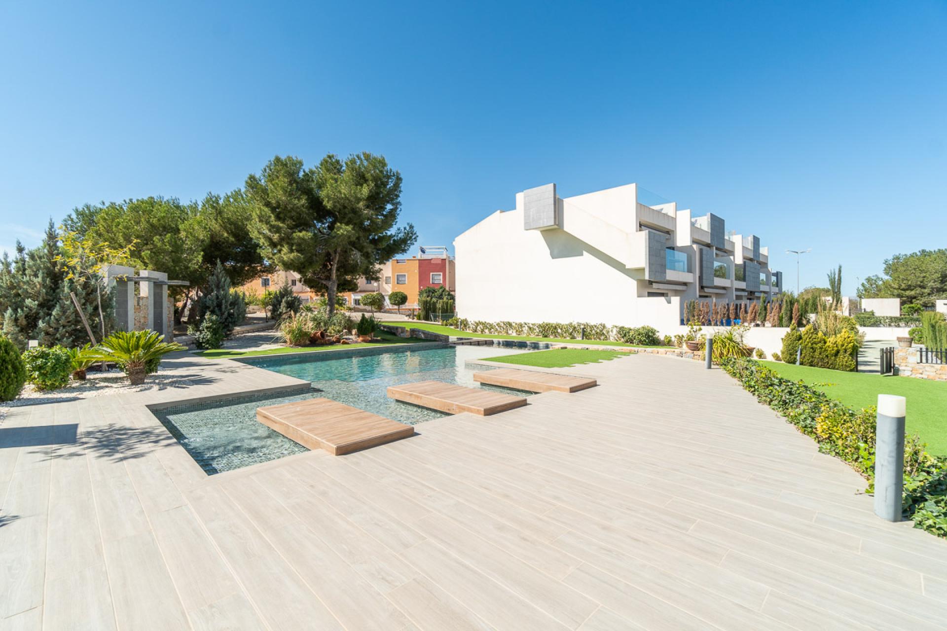 3 bedroom Apartments - solarium in Torrevieja in Medvilla Spanje