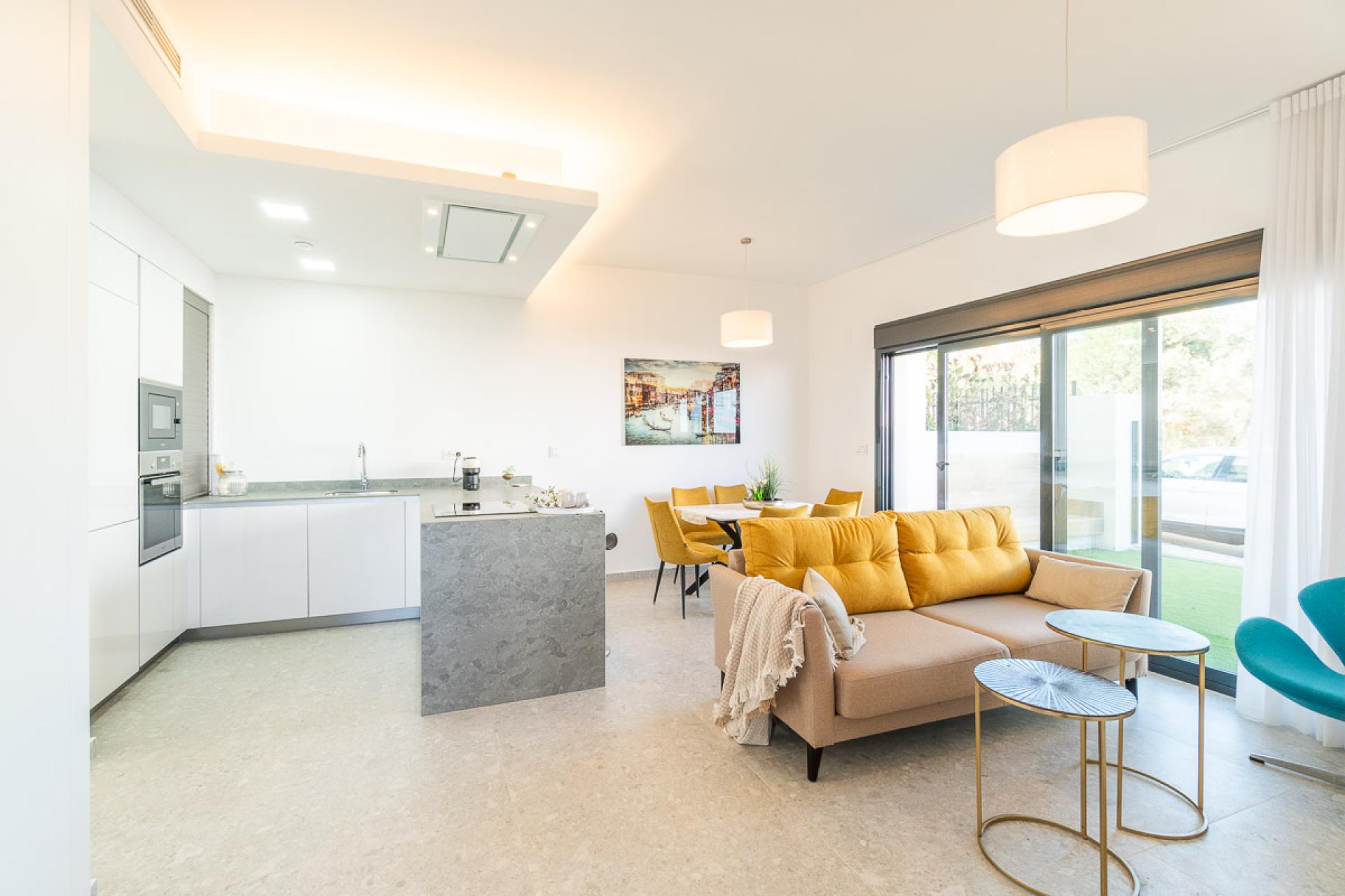3 bedroom Apartments - solarium in Torrevieja in Medvilla Spanje