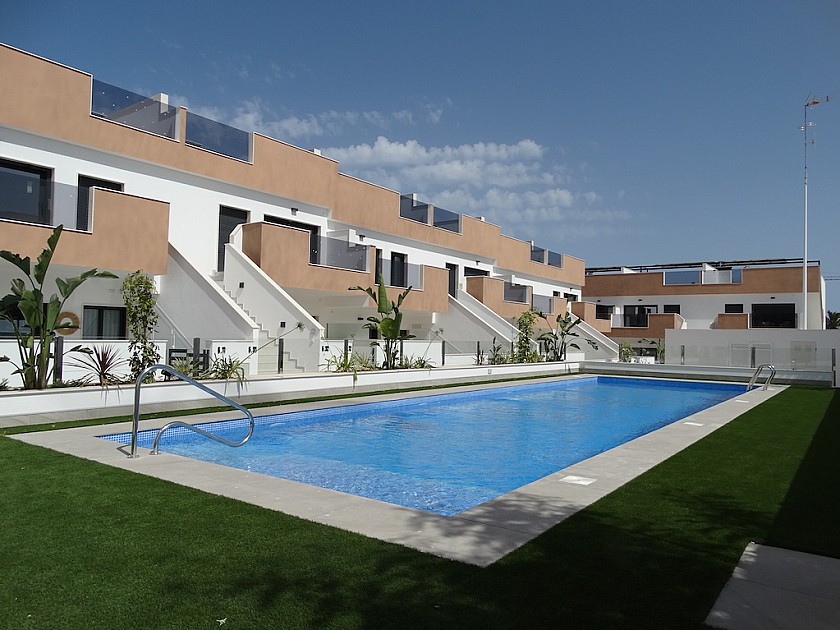 2 bedroom Apartments - solarium in Pilar de la Horadada in Medvilla Spanje