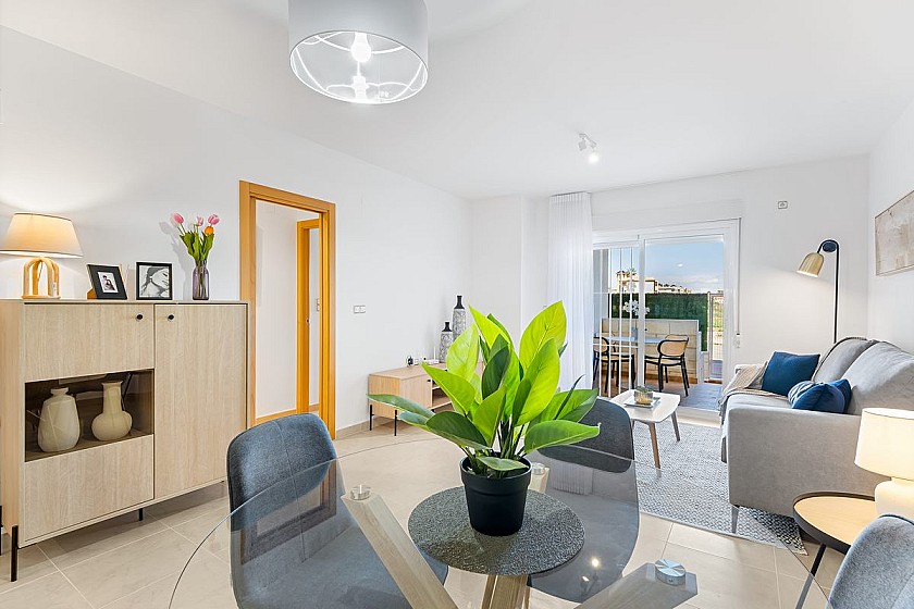 2 bedroom Apartment with terrace in Lomas De Cabo Roig in Medvilla Spanje