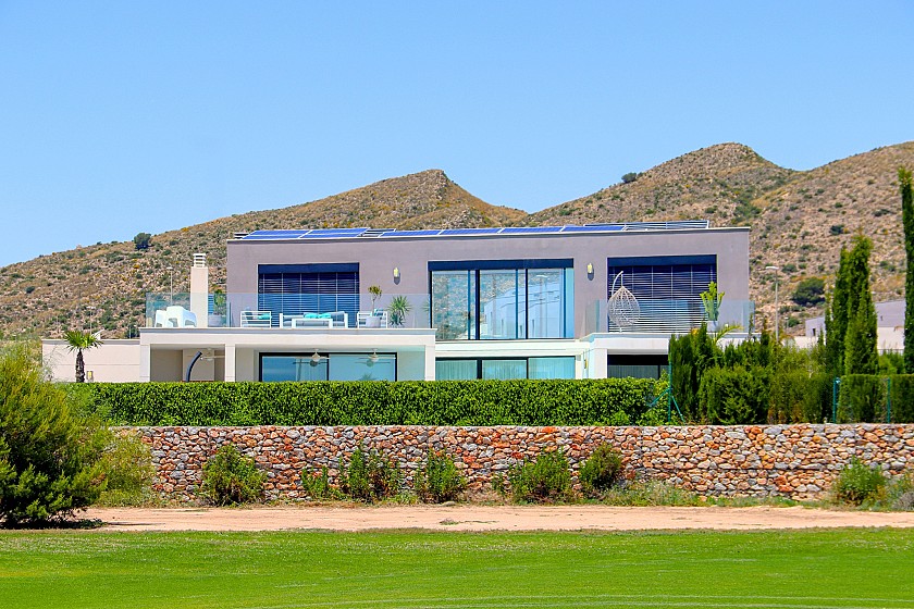 4 bedroom Villa in Altaona Village in Medvilla Spanje