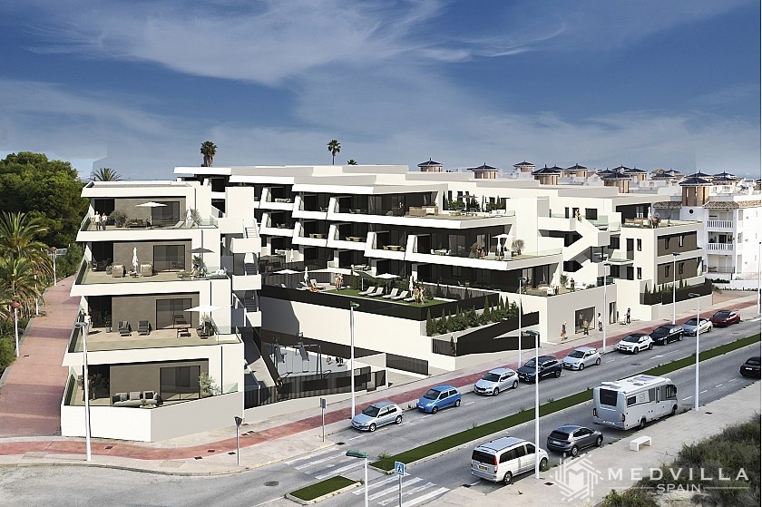 2 bedroom Apartment with terrace in La Marina