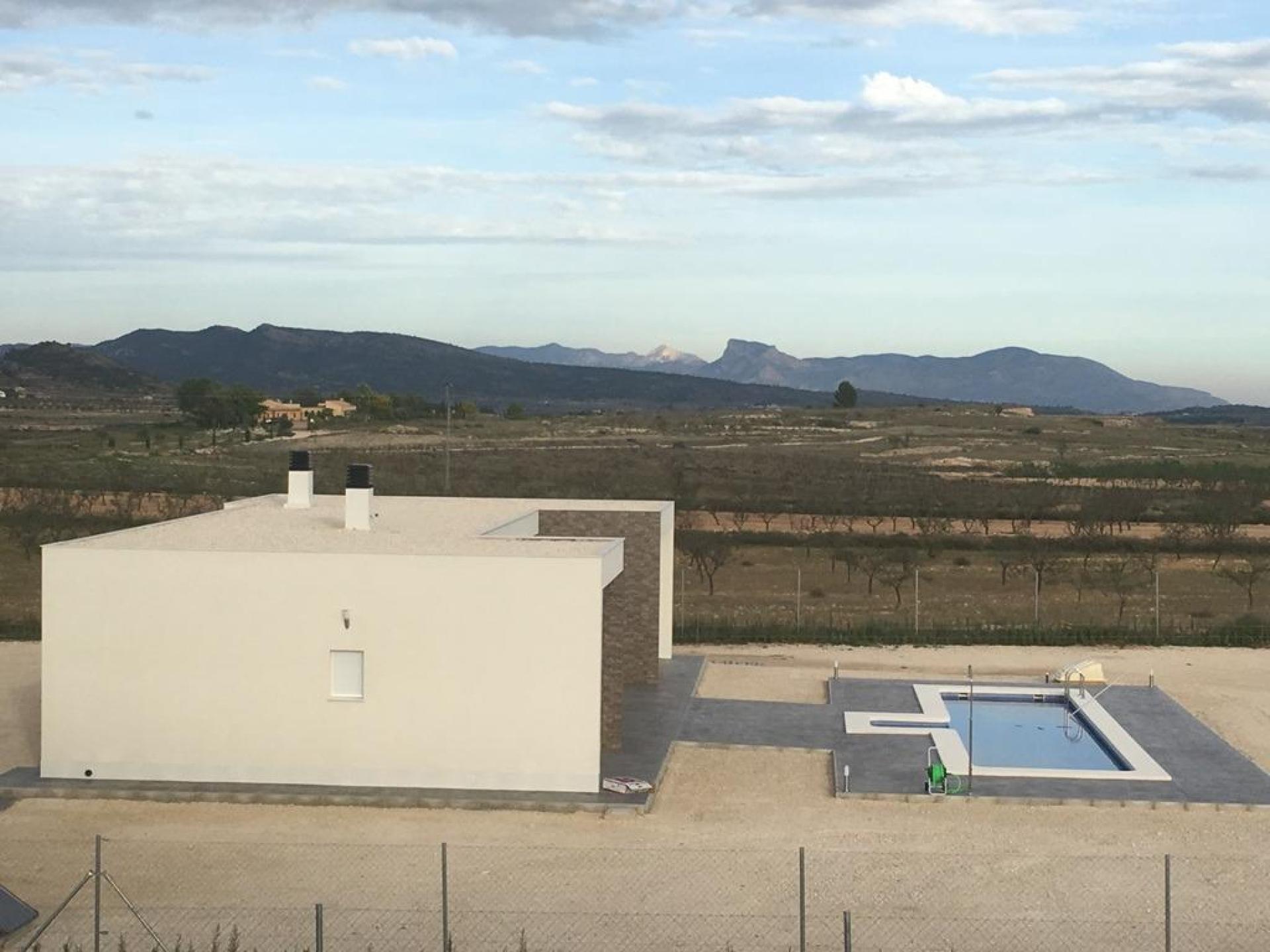 Modern New Build Villa near Pinoso, Alicante in Medvilla Spanje