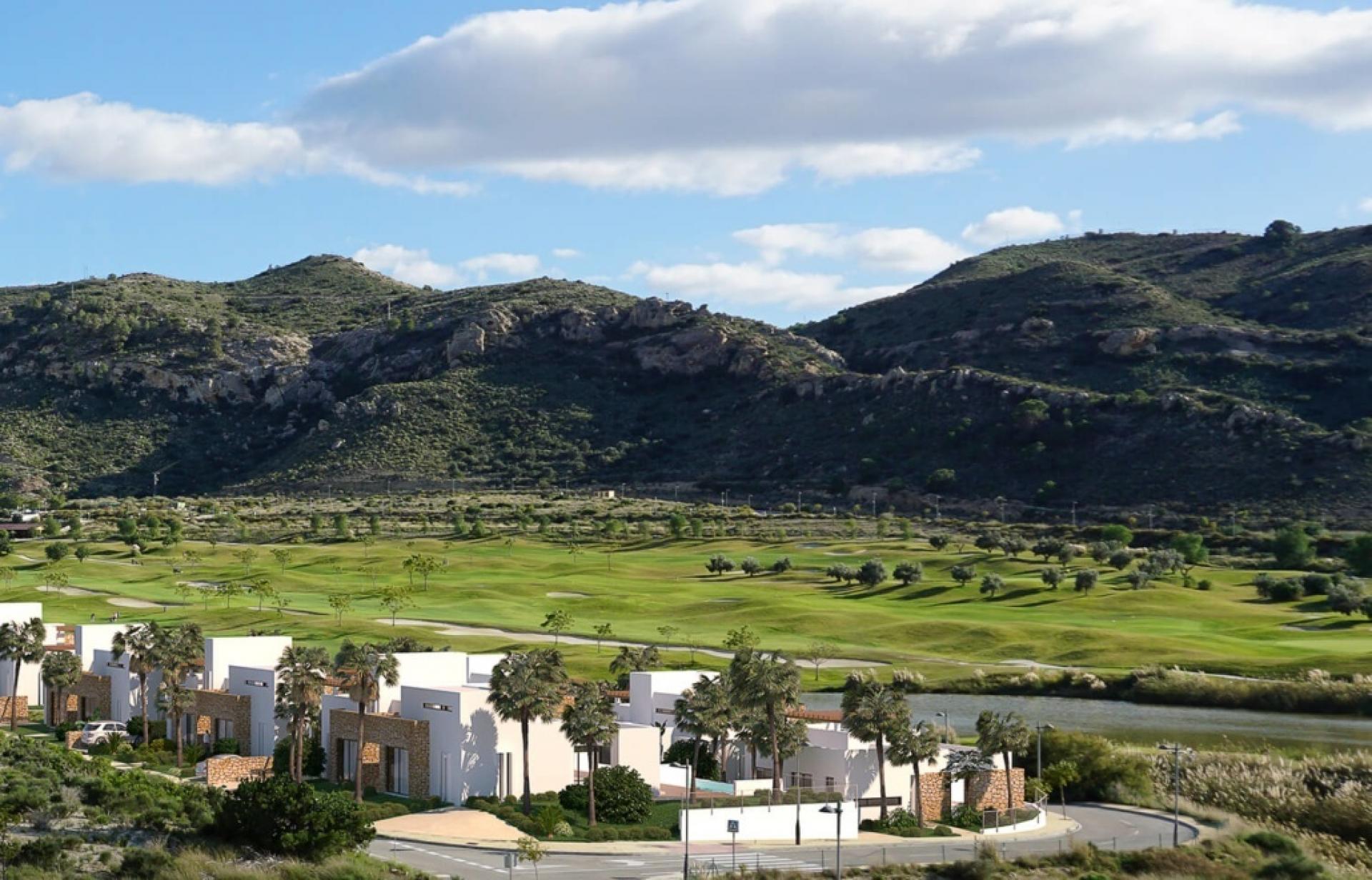 Townhouse on exclusive golf resort Font Del Llop, Aspe - Costa Blanca in Medvilla Spanje