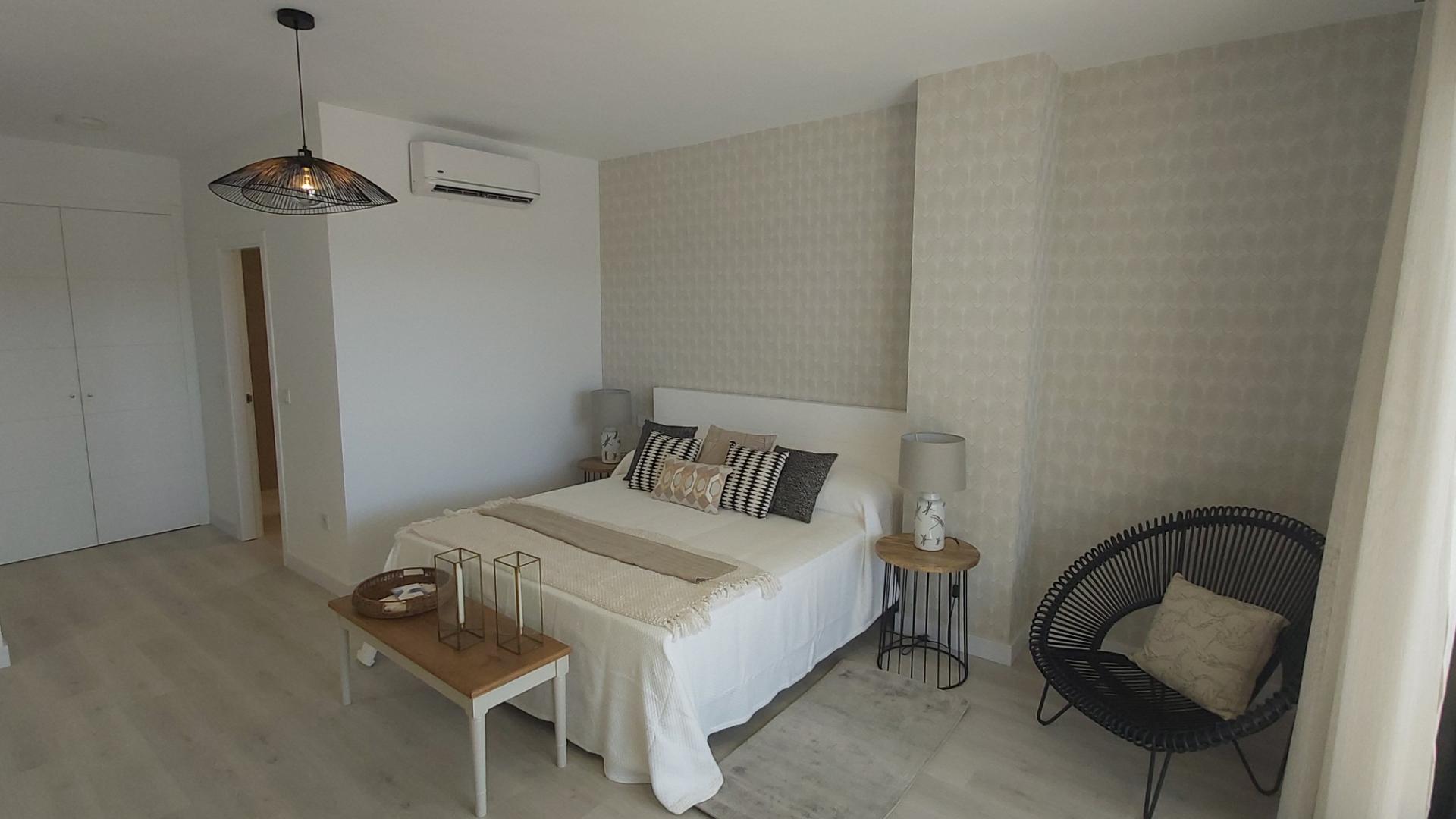 New build apartments near Fuengirola, Málaga, Costa del Sol in Medvilla Spanje