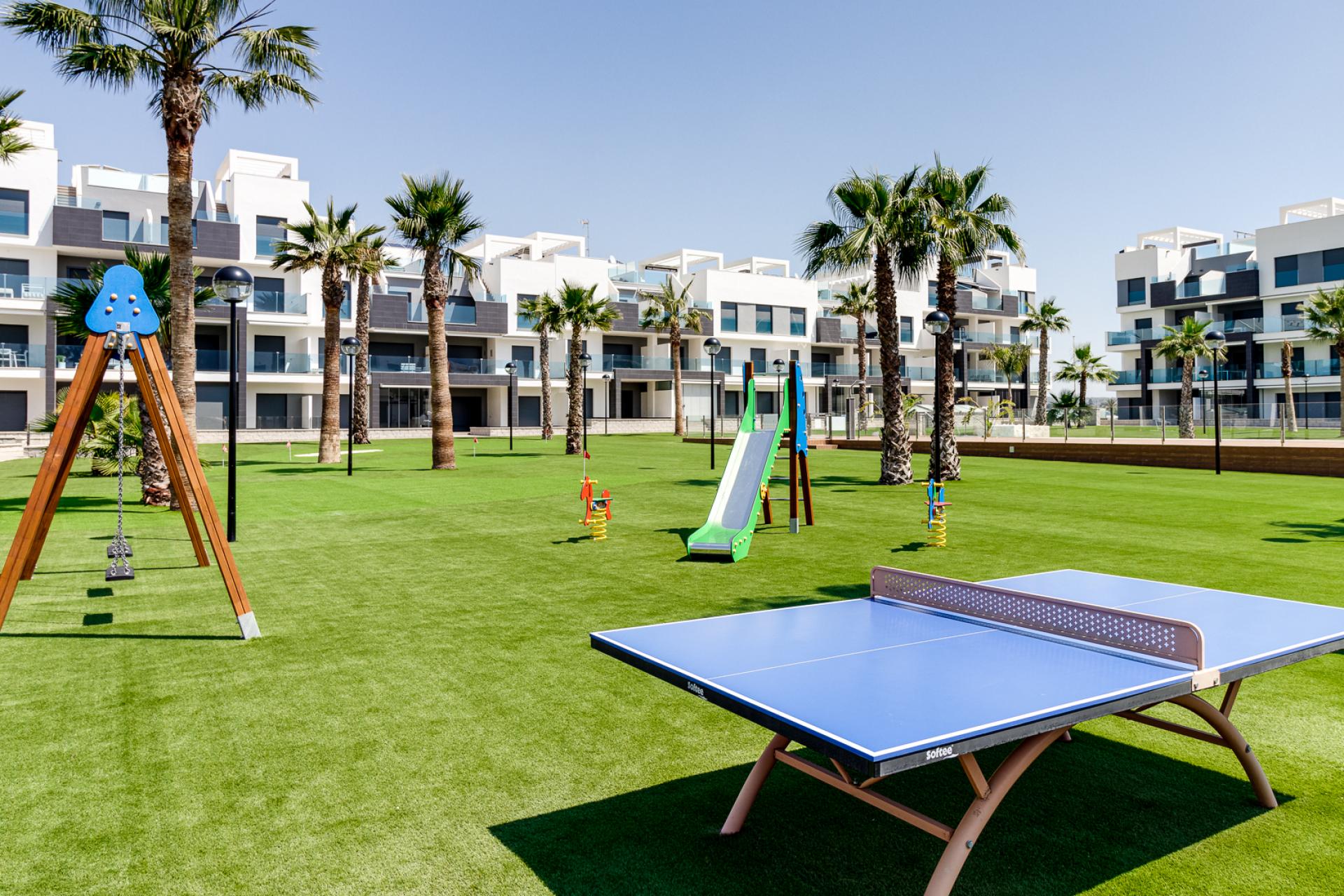 For sale apartments Oasis Beach XV: new phase in Medvilla Spanje